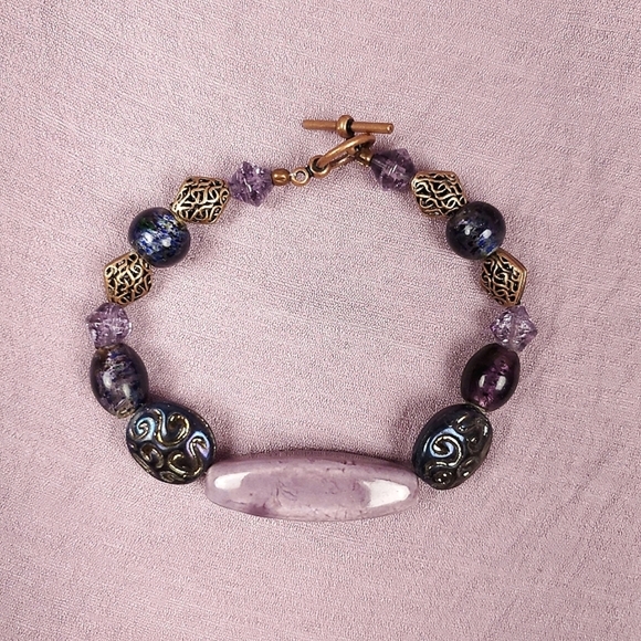 🦋 Purple and Copper Beaded Bracelet 🦋1/$14~2/$24~3/$30🦋 - Picture 7 of 7